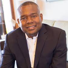 Deja Vu or Vuja De? Encountering the unknown for the 1st Time - Manager Memo podcast cover