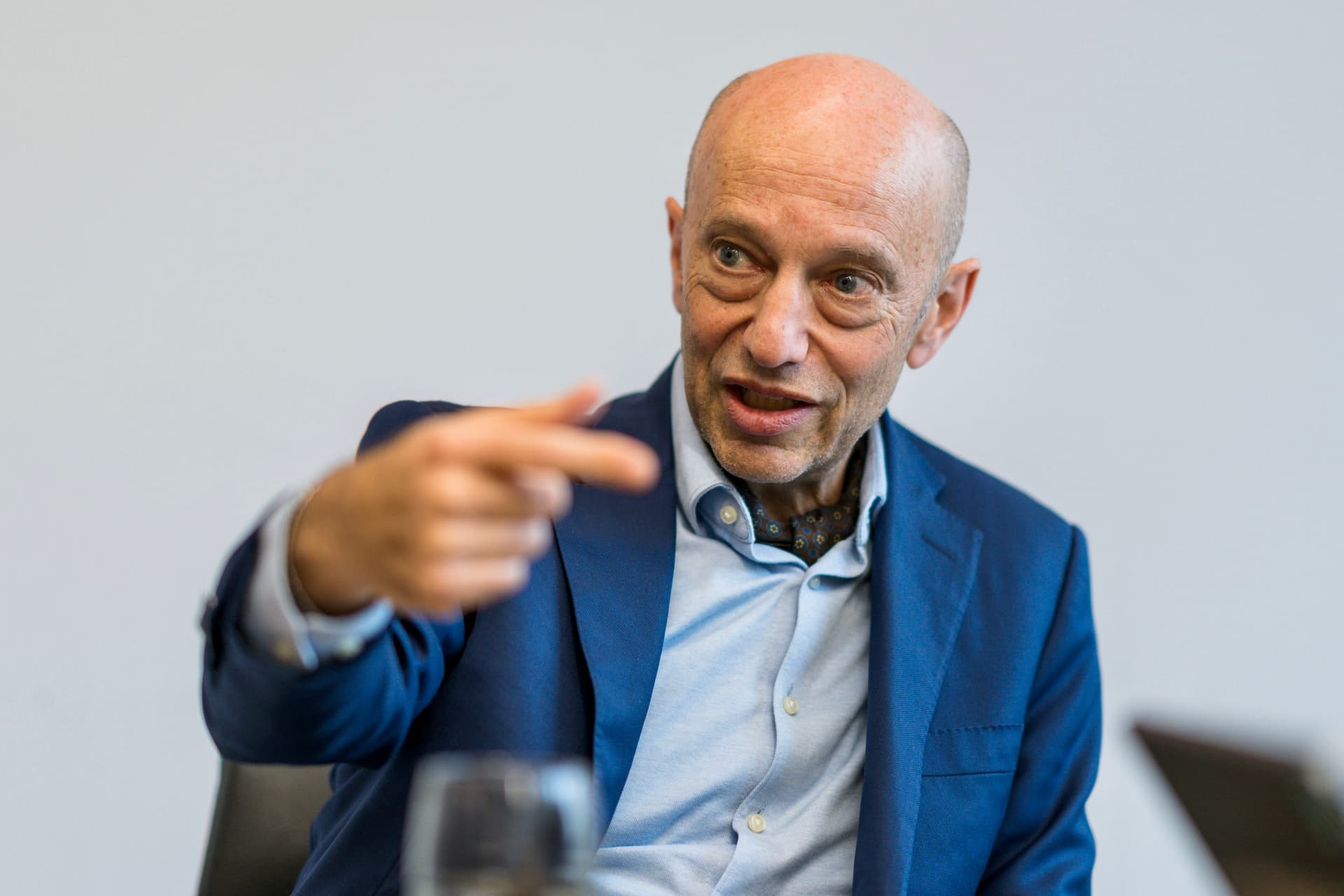Daniel BLOCH, CEO des Chocolats CAMILLE BLOCH : comment succéder avec succès ? — Sounds Like Portraits cover