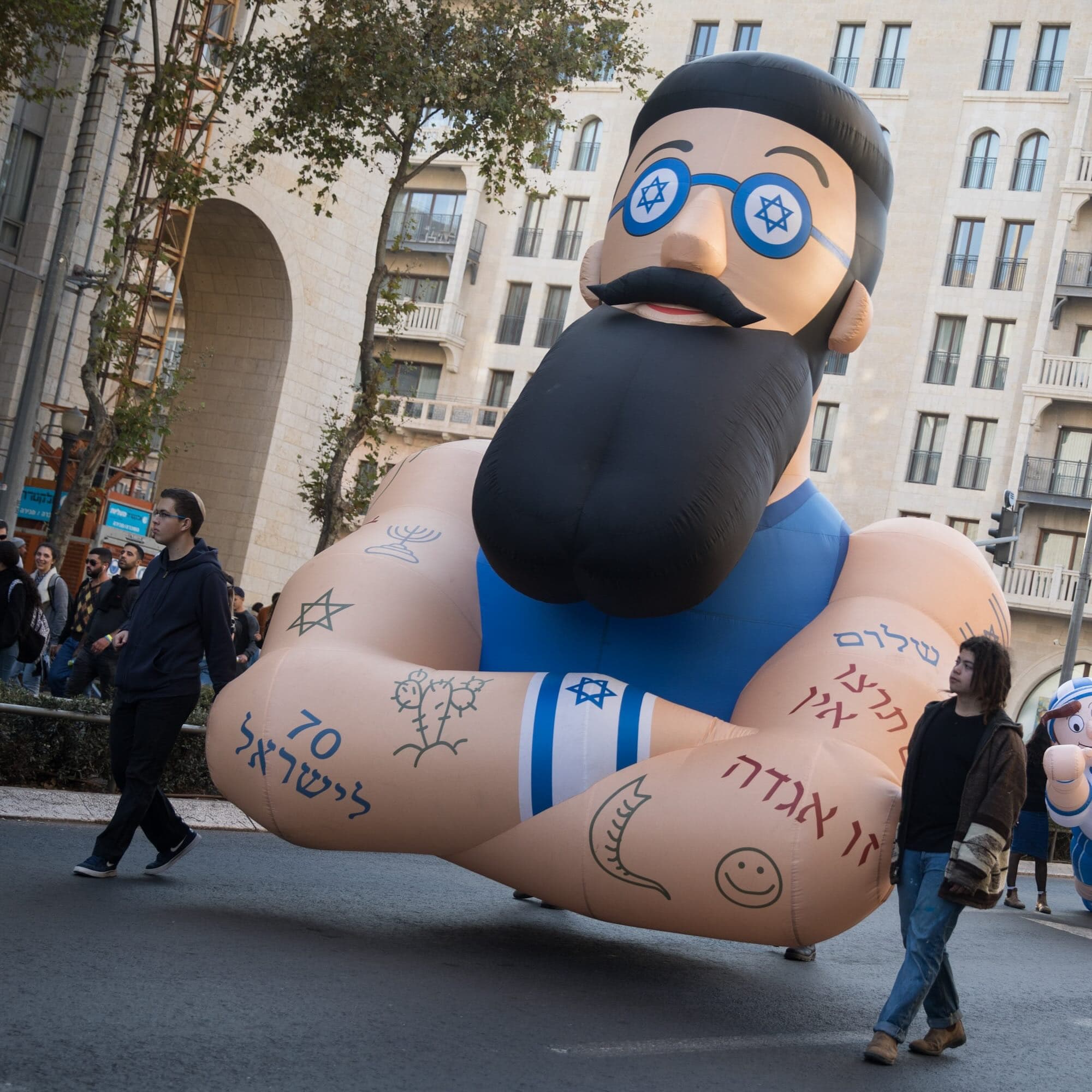 The "Old Ends & New Beginnings" Edition - The Promised Podcast cover