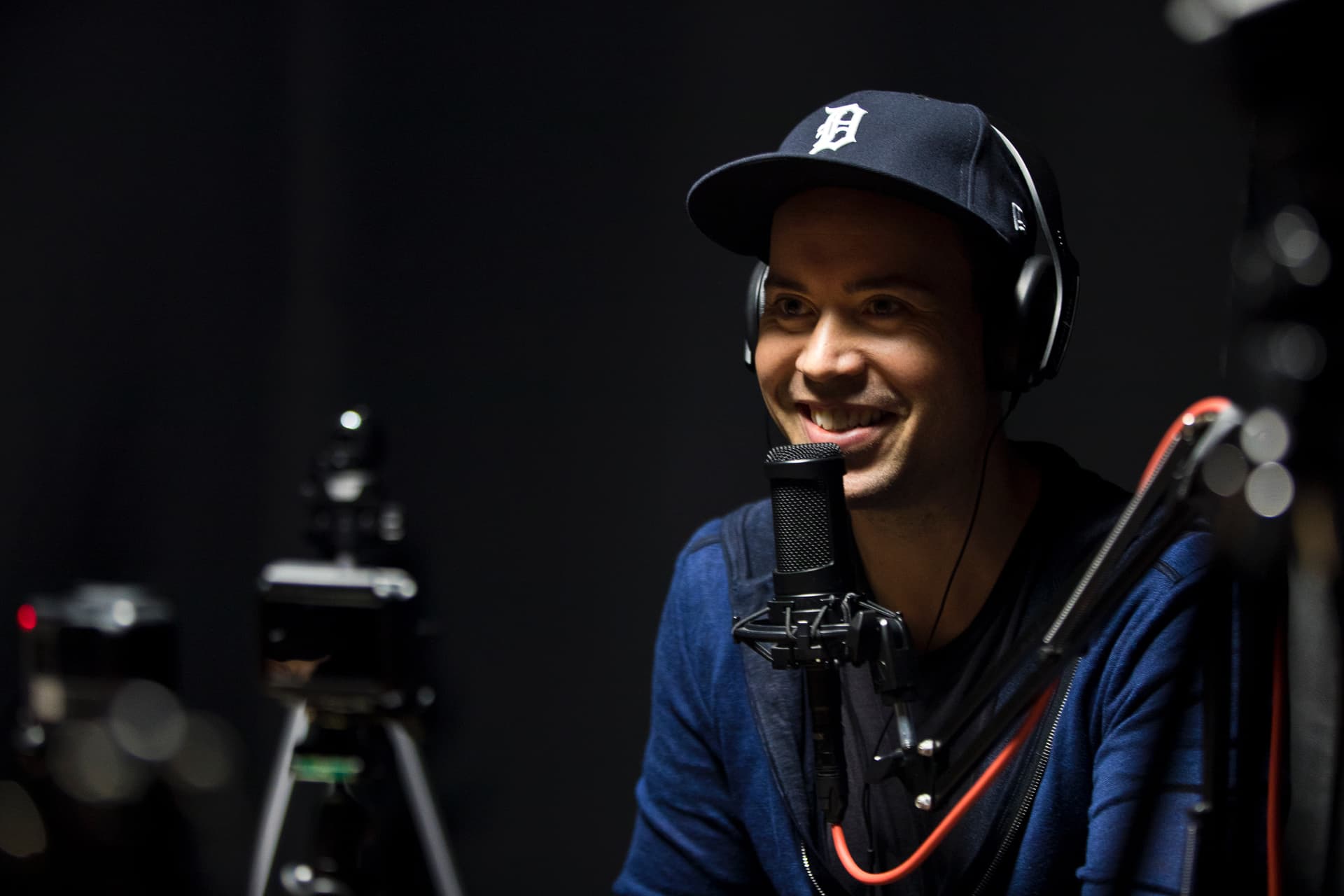 Jordan Harbinger - The Art of Making Things Happen (Bluefishing)  Steve Sims cover