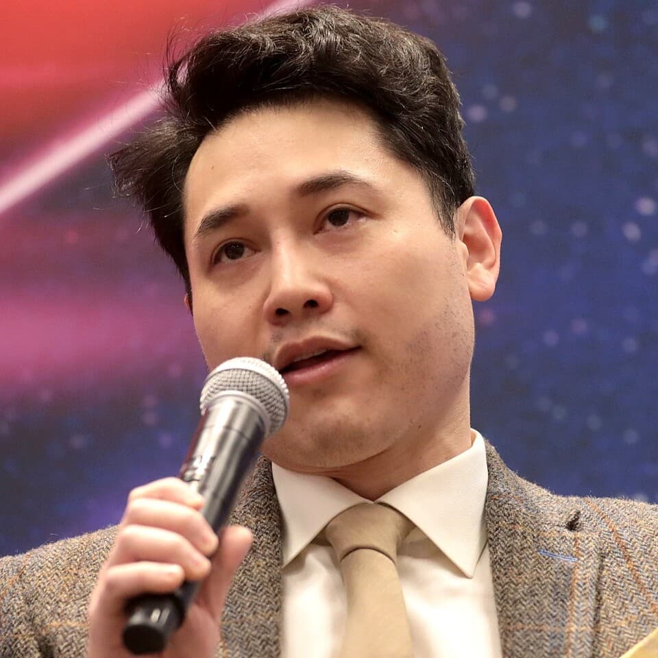 #0067 - Andy Ngo: Antifa and the Proud Boys — The Know Rogan Experience cover