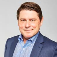 Joe Guith, President Cinnabon cinnabon.com — Eliances Heroes cover