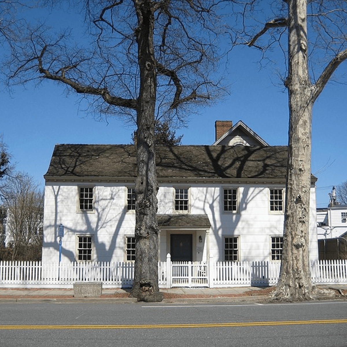 Raynham Hall Redux - History Goes Bump: Ghost Tours For The Mind cover