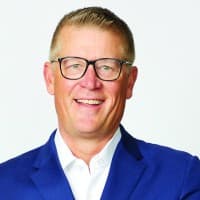 Become Comfortable with the Uncomfortable: Increasing Sales - Manager Memo podcast cover