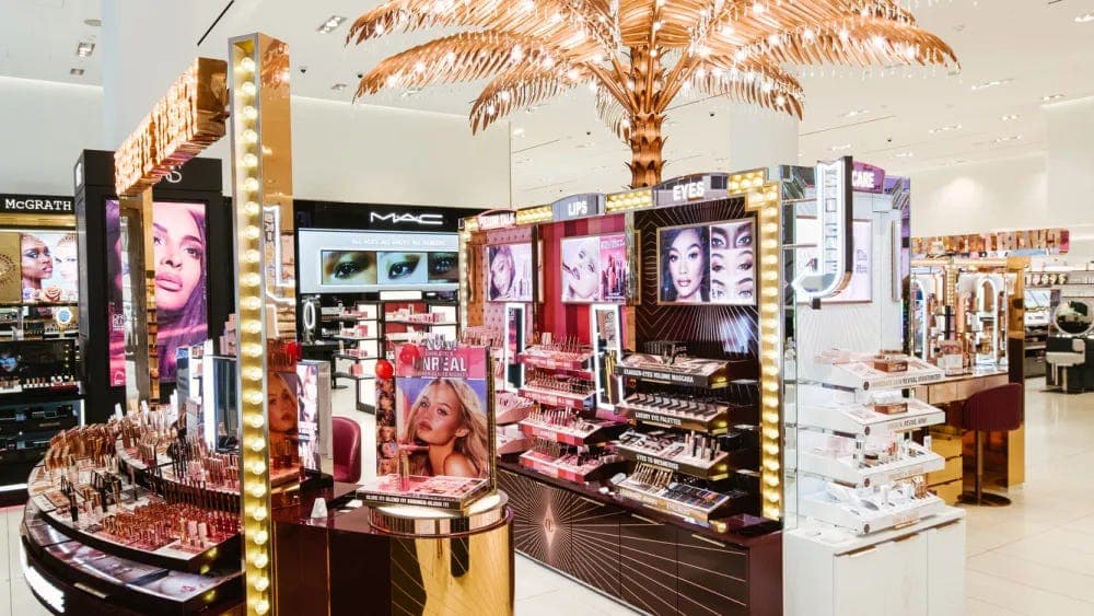 24% vs. 71%: Department store beauty's discovery problem - IADS Retail Park cover