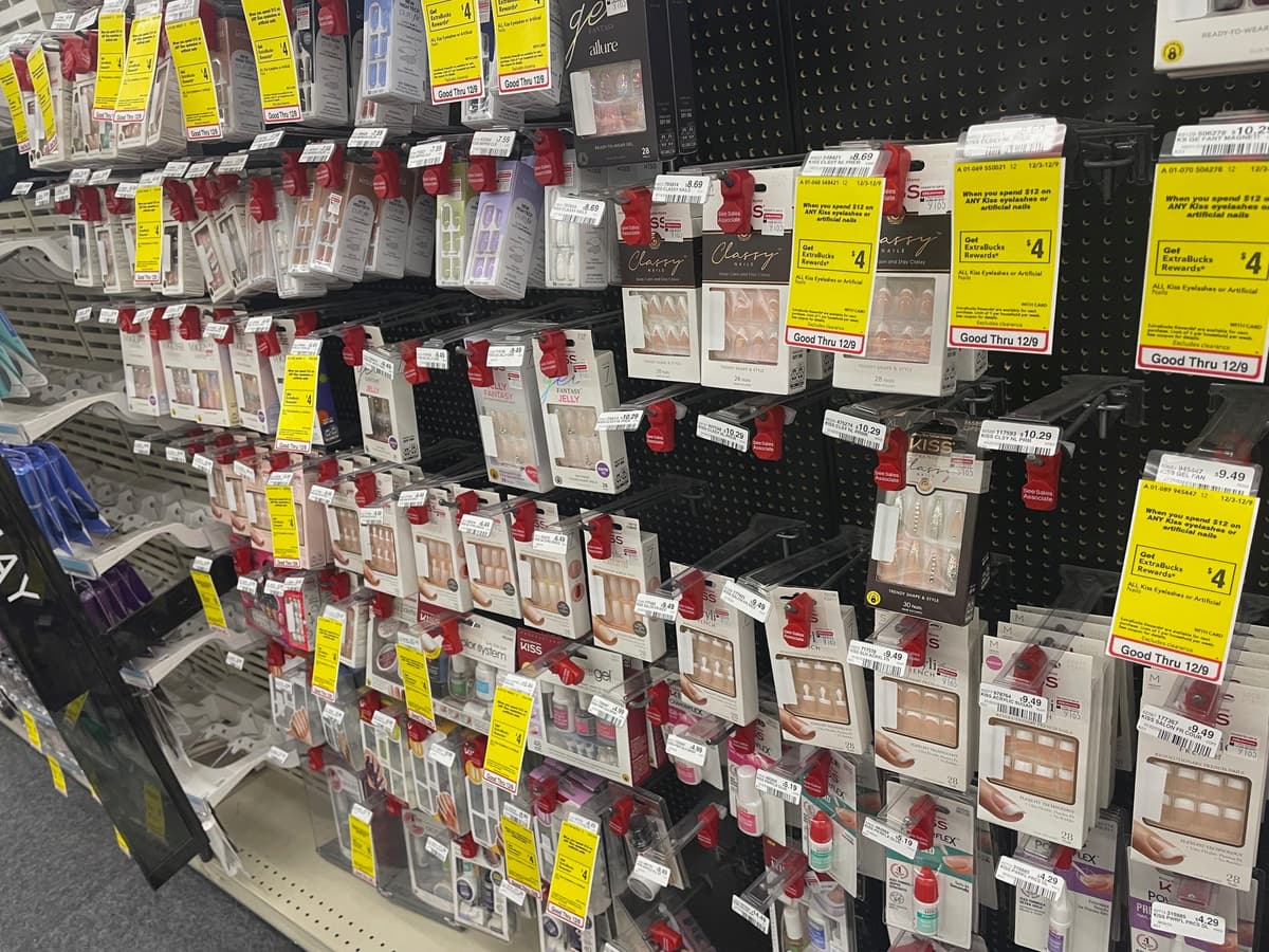 Episode 11: Murky Data, Murky Conclusions - Unwarp Reality: A Podcast cover