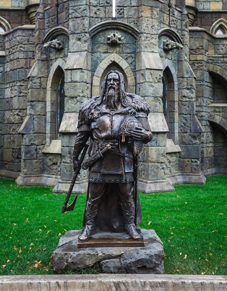 Beowulf prepares for battle - The Daily Poem cover