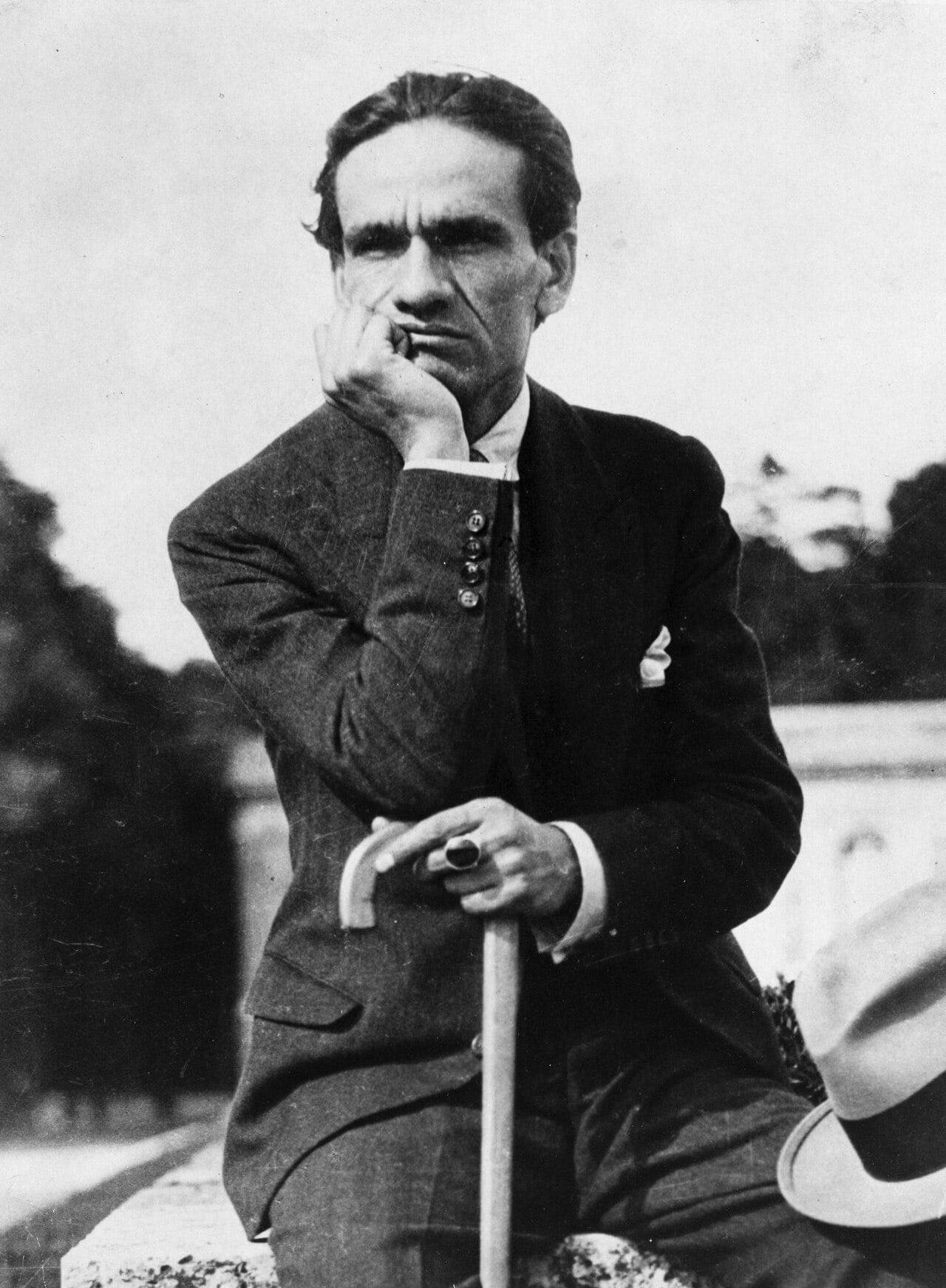 133: ¿Por qué César Vallejo? - WTF Bach cover