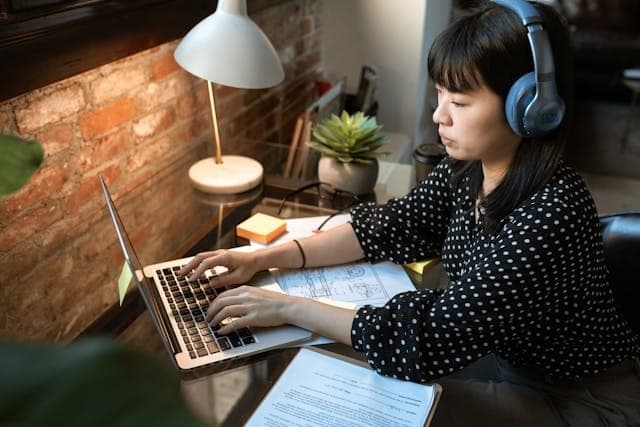 The gender savings divide: are women missing key tax benefits? - The Purse  cover