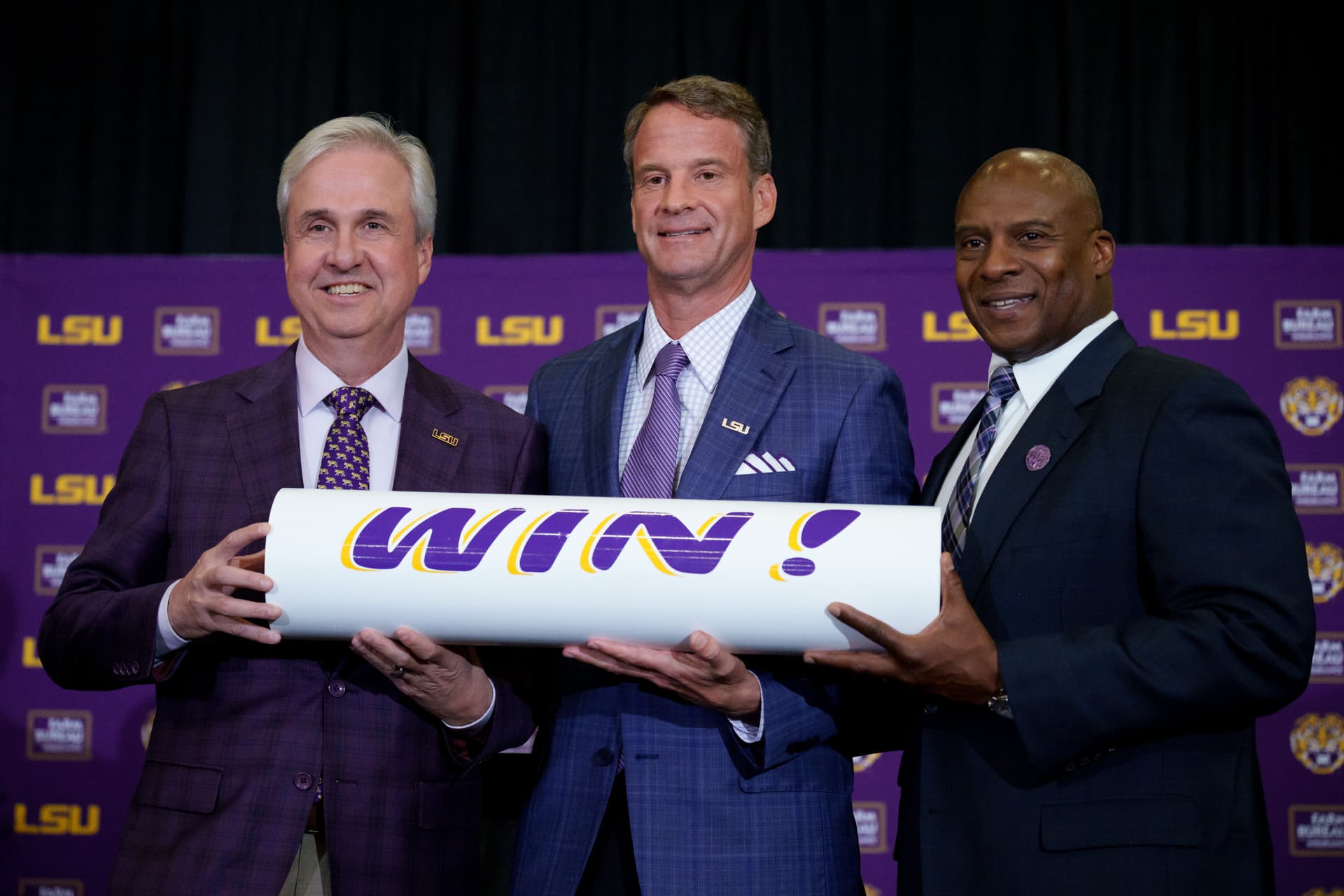 Lane Kiffin Has to Coach Now: Mailbag Part 1  - Split Zone Duo: College Football Podcast cover