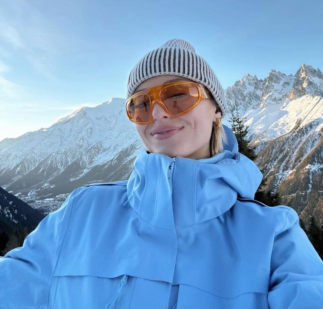 WORK Conversations: Say Hi to Halfdays Founder Ariana Ferwerda - Work with Erika Ayers Badan cover