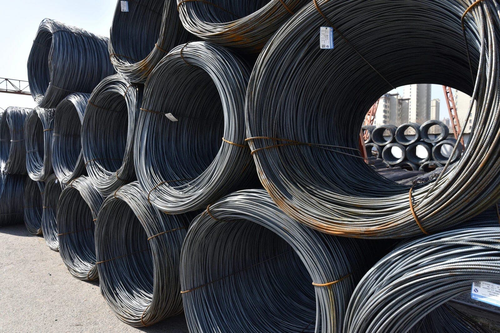 Trump's "Reciprocal Tariff" Tsunami Threatens to Undermine Brazilian Steel Industry — Bate Papo Academy (English) cover