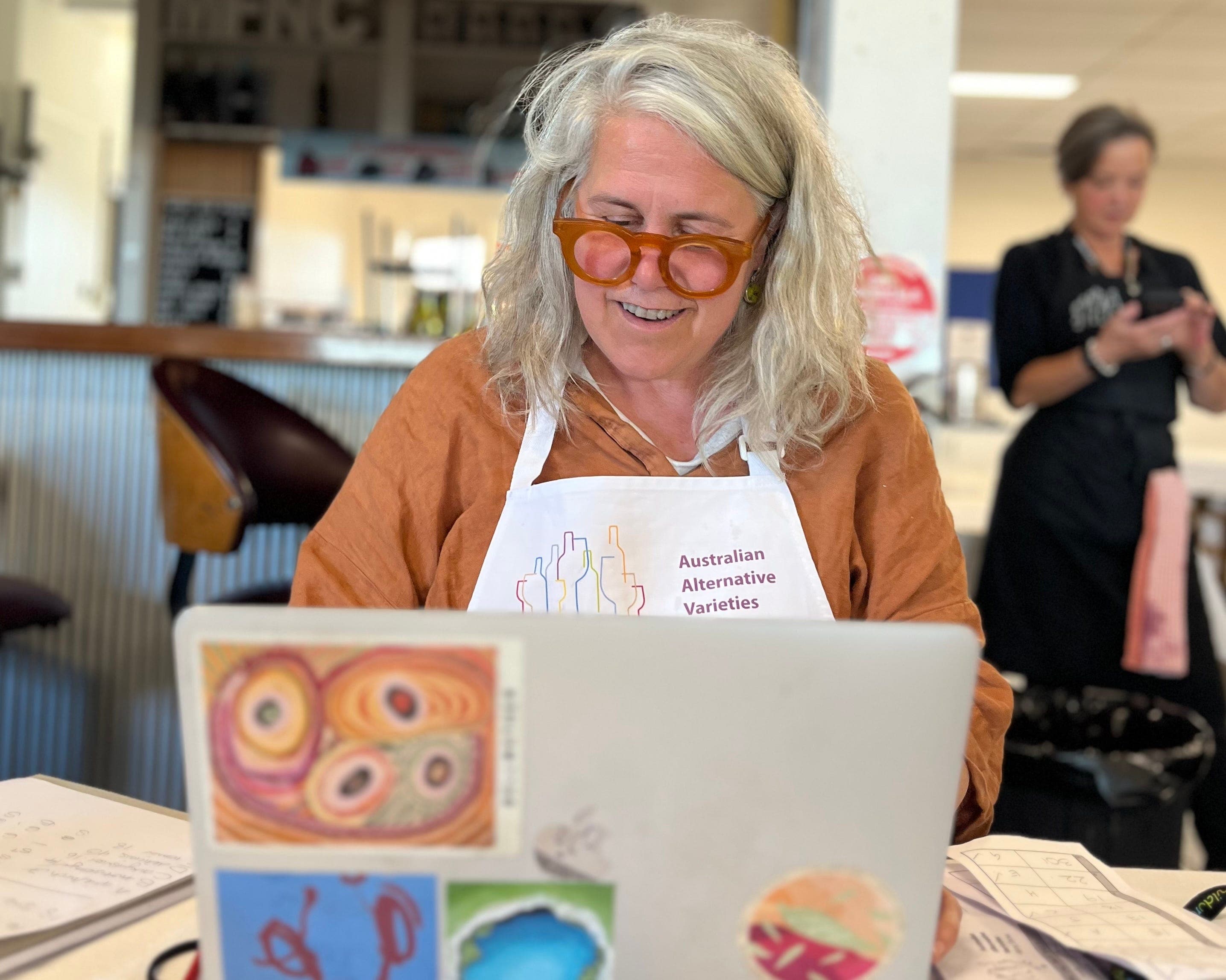 Vininspo! Podcast Episode 31: Sue Bell, Bellwether - Vininspo! podcast cover