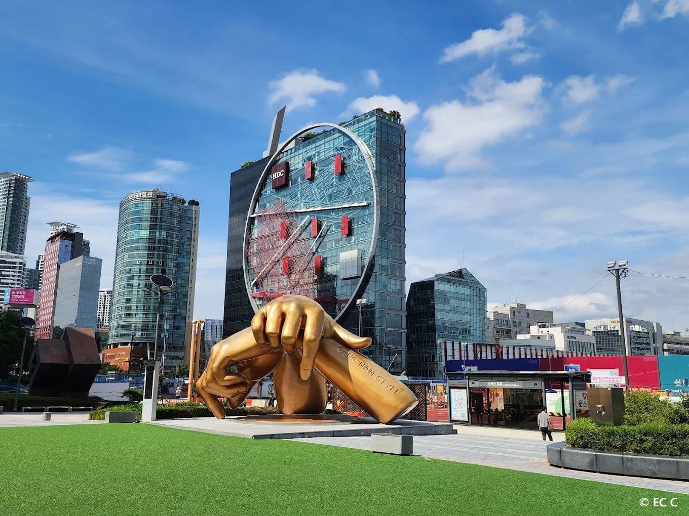Seoul: SEA LIFE COEX Aquarium Ticket & Gangnam District Audio Walk - WeGoTrip cover
