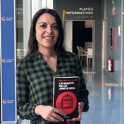 De dobles y ausencias: Rosa Martínez y Josian Pastor - La Torre de Babel cover