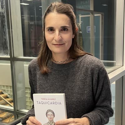 Teresa Álvarez y “Taquicardia”, novelar el camino de la enfermedad — La Torre de Babel cover