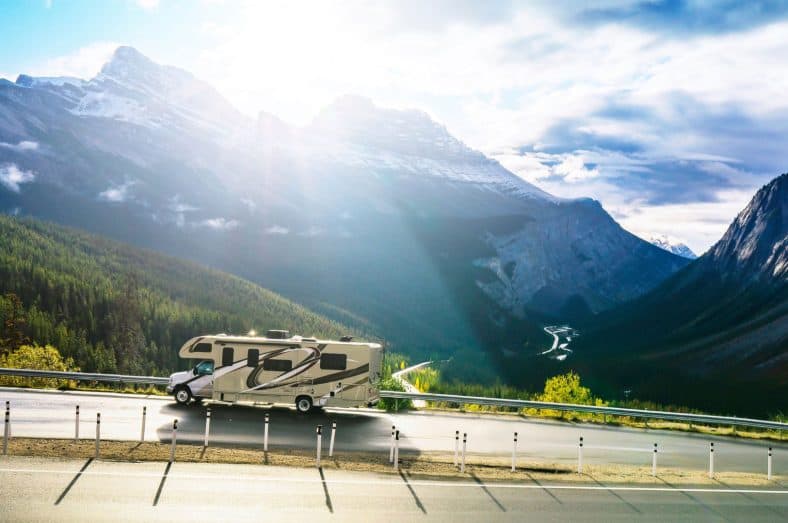 10 Best Class C Motorhomes For The Money - Effortless RVing cover