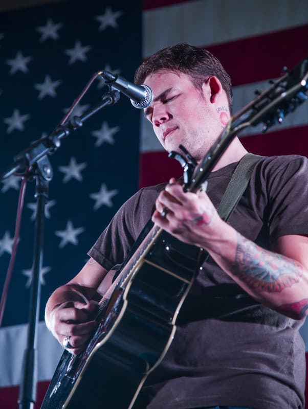 Episode #147 - James Durbin with Mojoe - Pigs in a Podcast cover