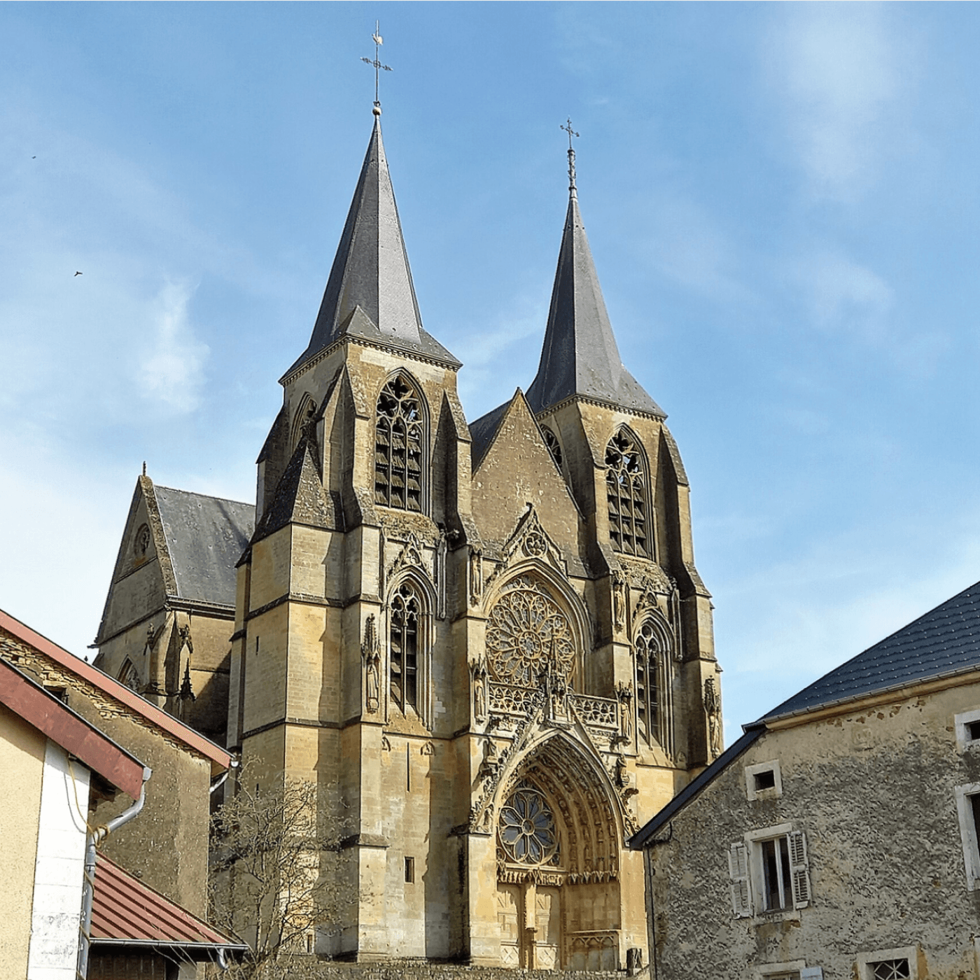 Montmédy et Avioth, dans le département de la Meuse - L'Art dans l'Histoire cover