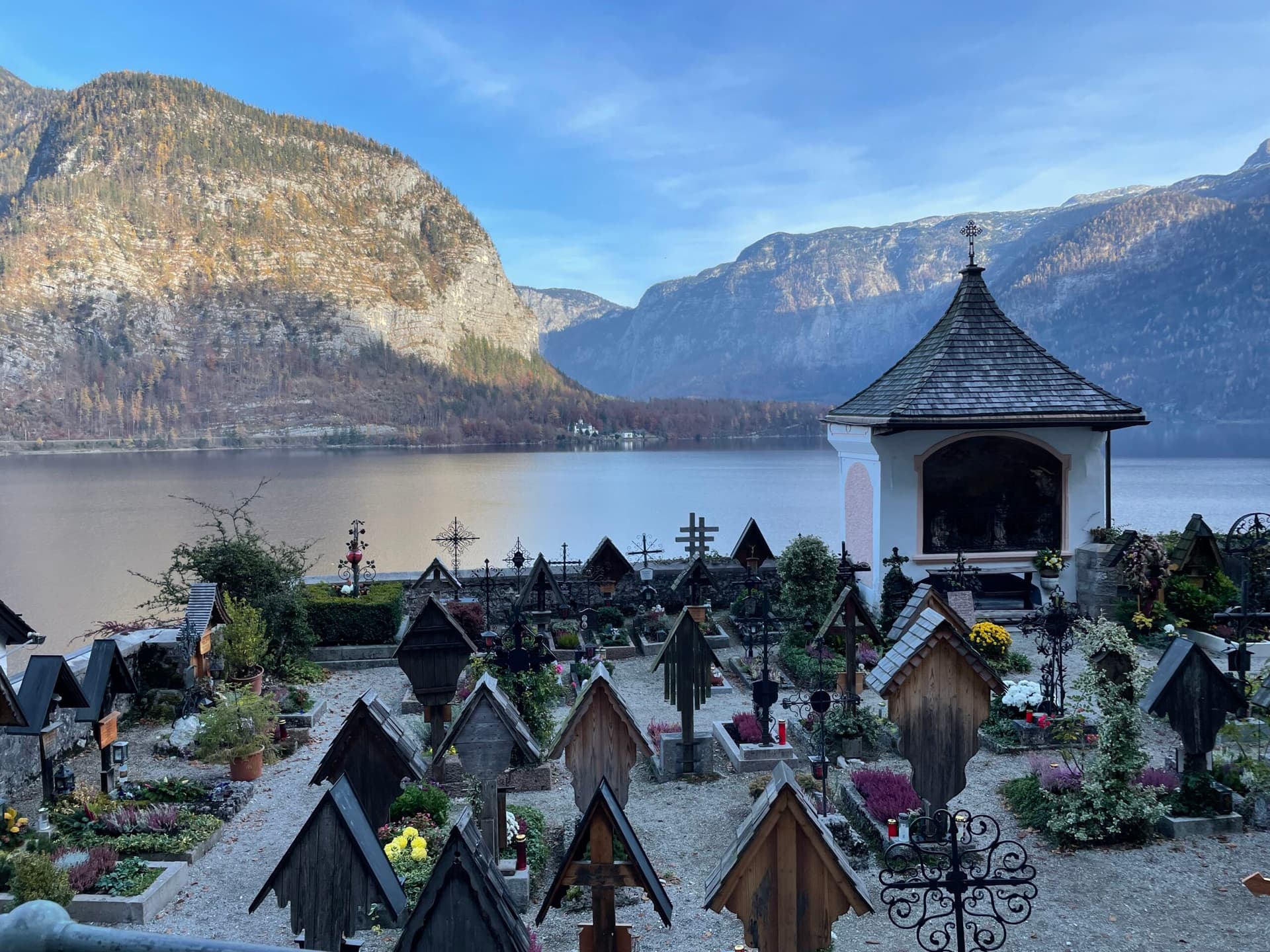 LUT096 Friedhof in Hallstatt - Lobster und Tentakel cover