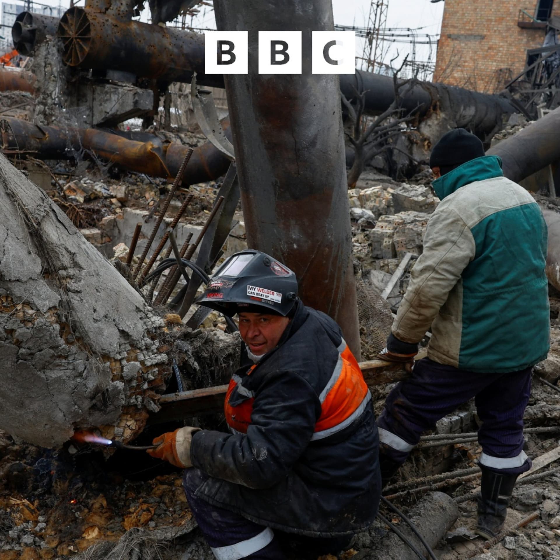 Russia continues bombing as peace talks with Ukraine begin - Global News Podcast cover