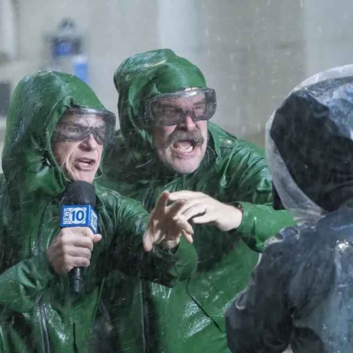 Ep. 102 - Are we DTF with 'DTF St. Louis?' (Plus: ‘The Pitt’ S2E09 and the Importance of Empathy) - Decoding TV cover