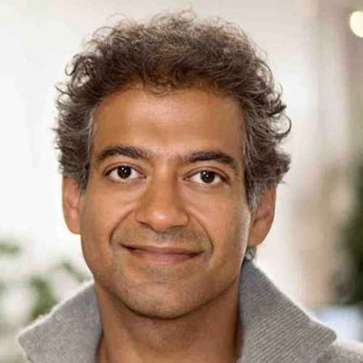 If You're So Smart, Why Aren't You Happy? - Naval Ravikant - The Resilient Mind cover