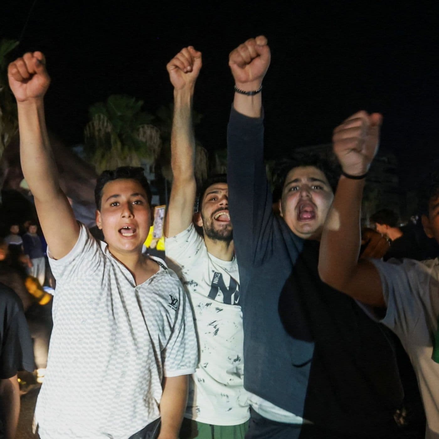 Ceasefire in Lebanon begins - Podcast with everything cover