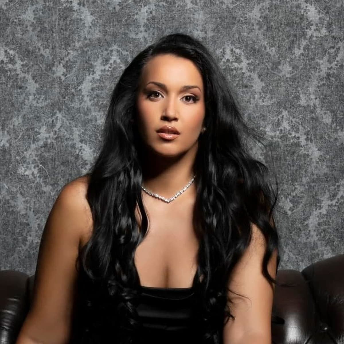 Carolina López Moreno: «Nella Bohème la mia Mimì non è vittima» - La Verità - Non Sparate sul Pianista cover