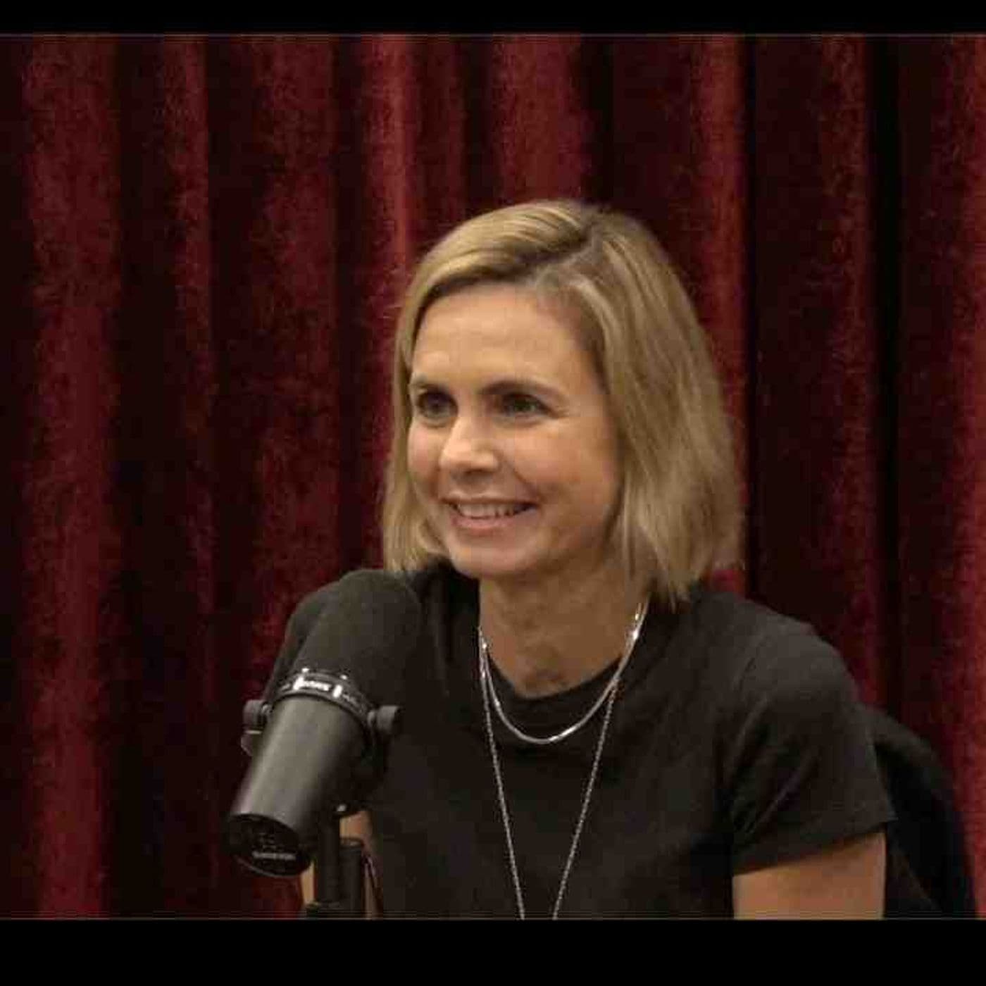 Joe Rogan Experience _2395 - Mariana van Zeller - FREENVESTING cover