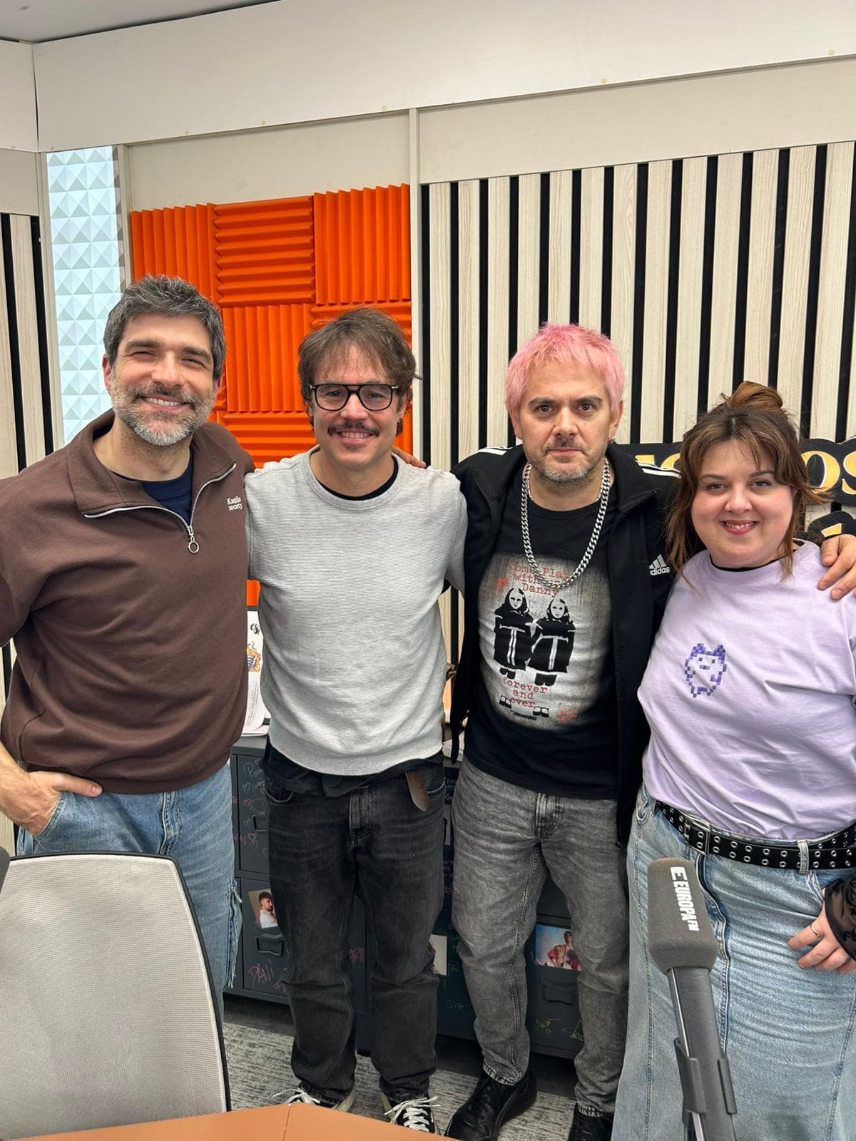 Despistaos, sobre su disco 'Un millón de madrugadas': "La idea era que sonara más a nosotros que nunca" - Cuerpos especiales cover