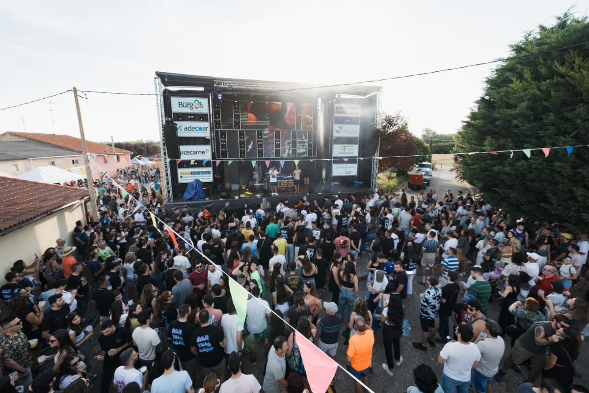 Santillán del Agua (Burgos) - Cuerpos especiales cover