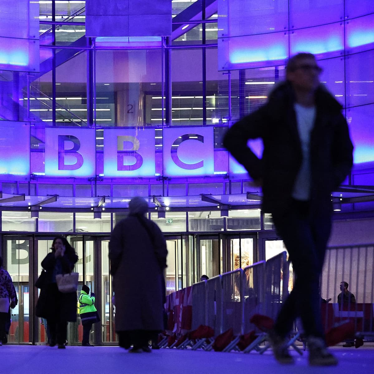 "Live from the UK" one last time - Marketplace Morning Report cover