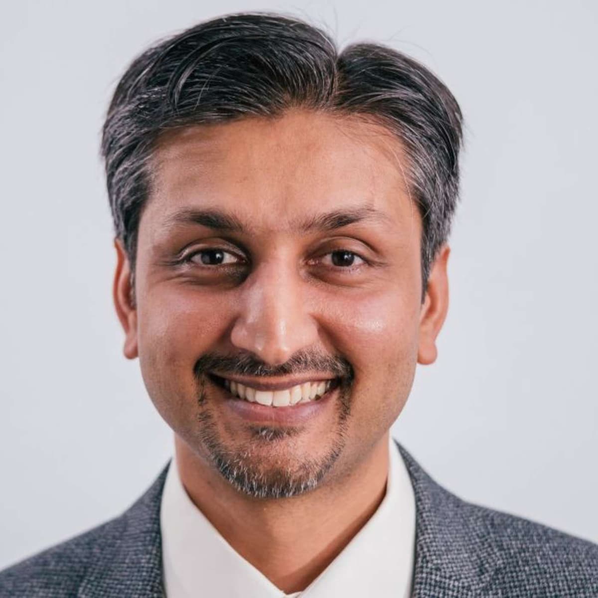 176. Pills, Profits, and Power: The Fight to Reform Big Pharma | Vinay Patel, PharmD - Medicine Redefined cover