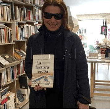 La biblioteca | Paqui Ayllón, la lectora ciega de Cádiz, nos emociona recitando a Alberti - Hoy por Hoy cover