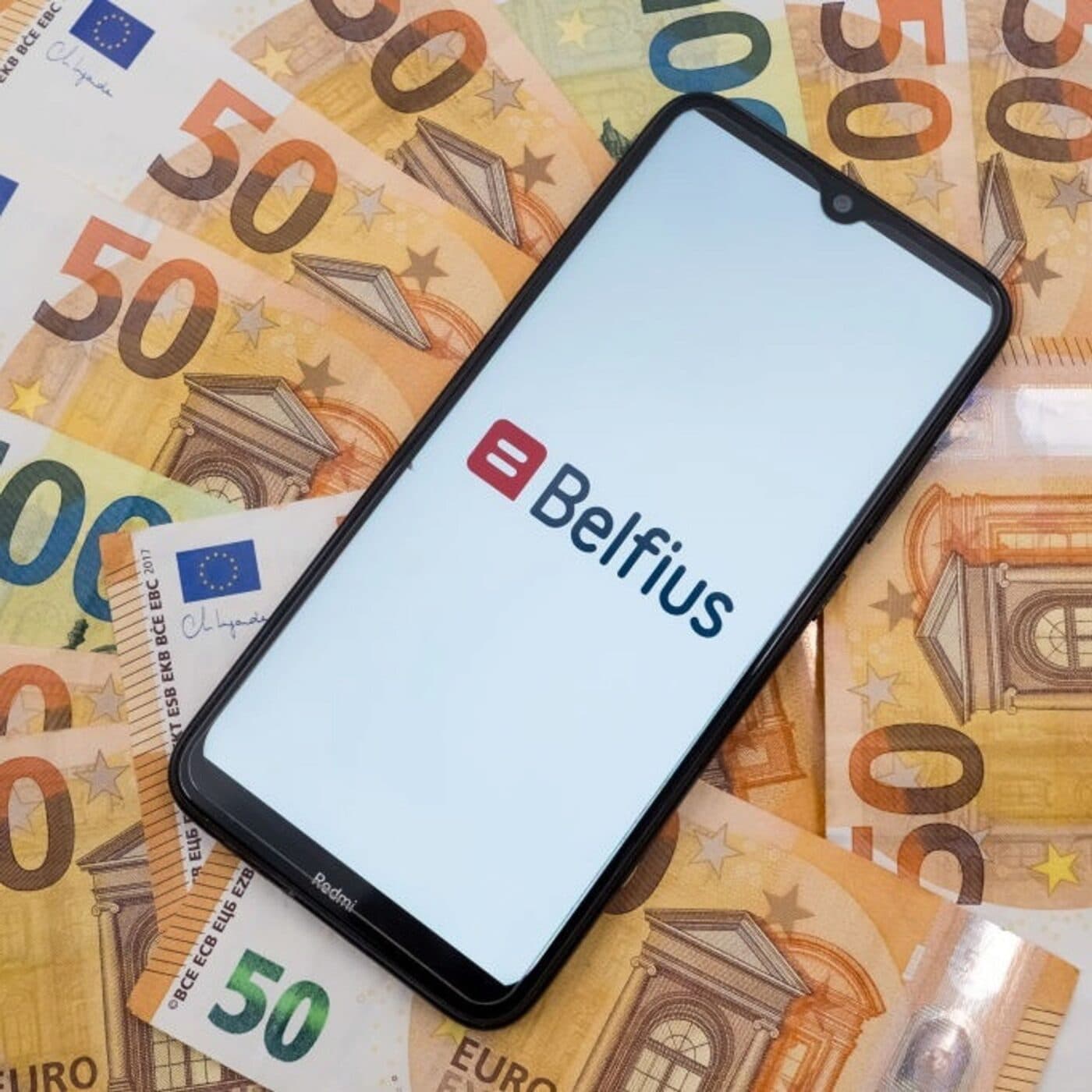 Belfius ferme le robinet du crédit à la Région bruxelloise — Chronique économique cover