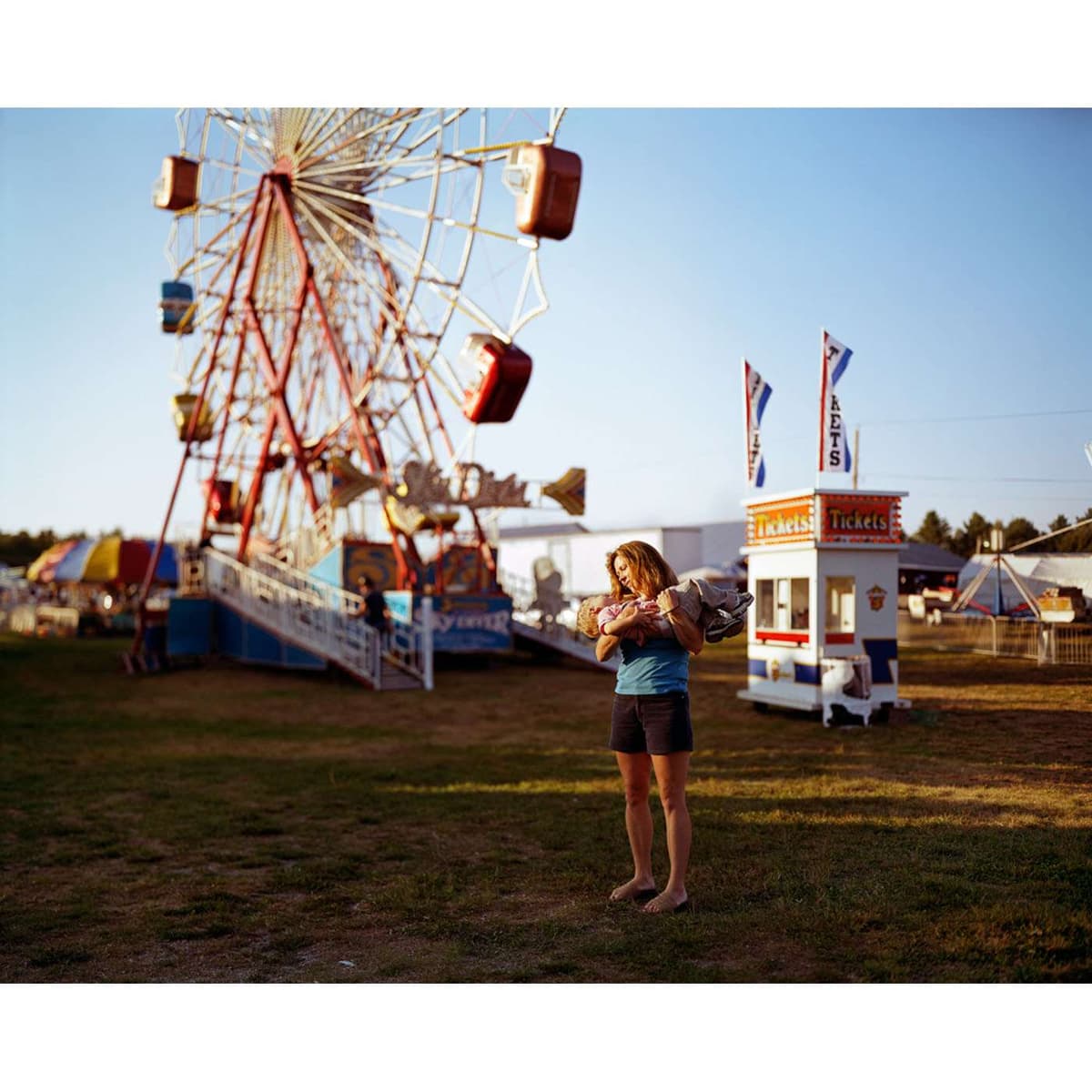 S2E1 - Nicole and Caleb, 2005 - Photo Phonica cover